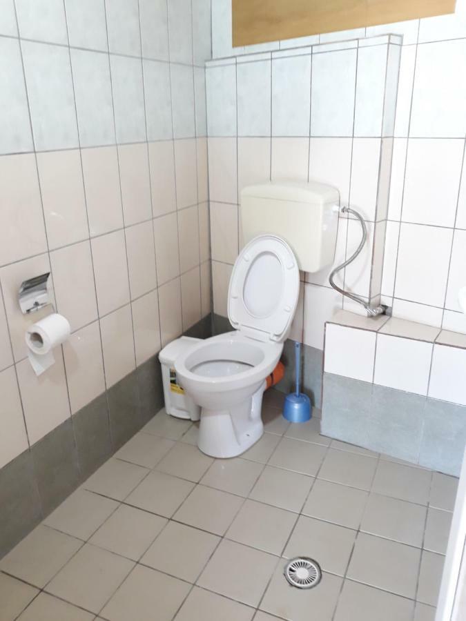 Beleris Rooms Himare Bagian luar foto