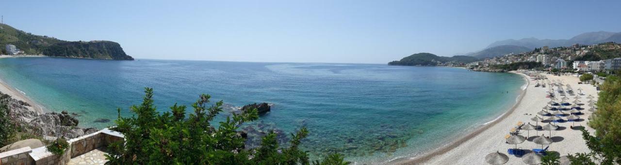 Beleris Rooms Himare Bagian luar foto